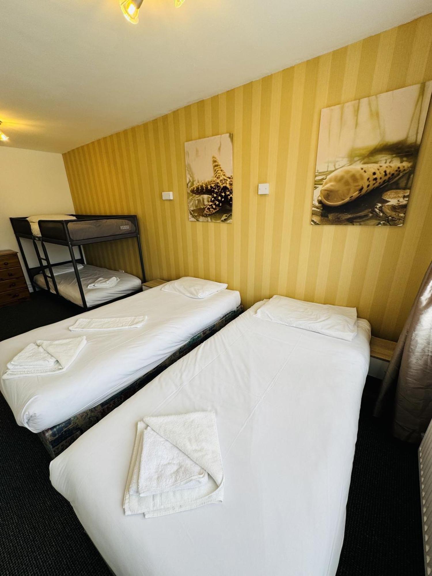 Carlton Court Hotel อีสต์บอร์น ภายนอก รูปภาพ