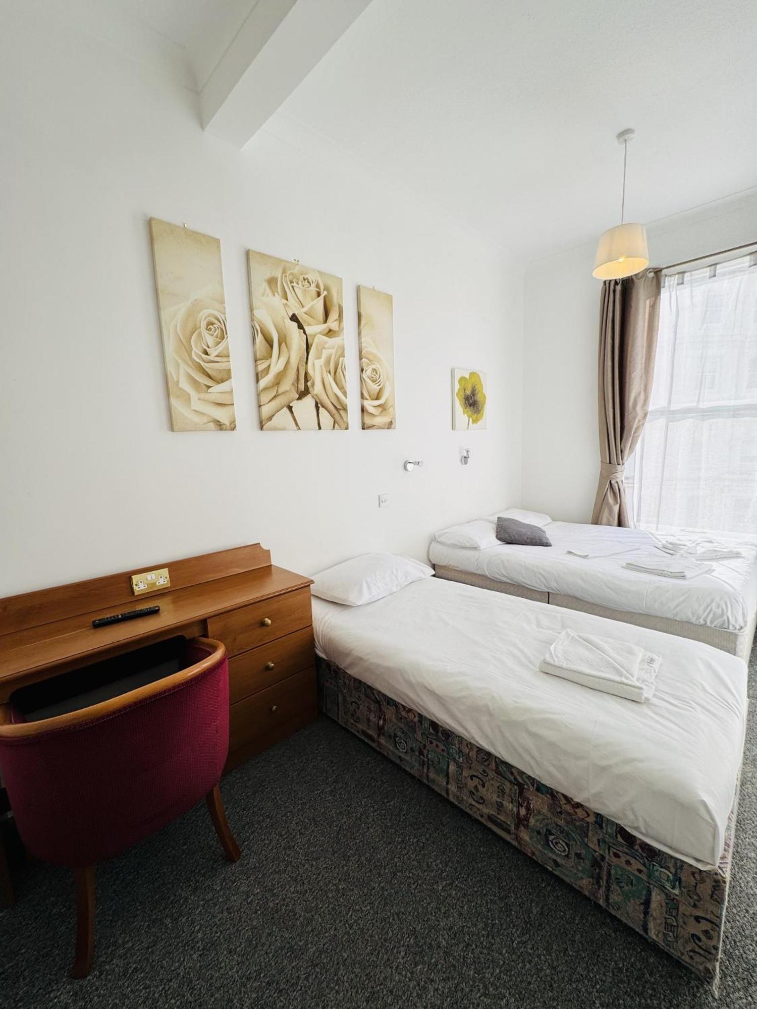 Carlton Court Hotel อีสต์บอร์น ห้อง รูปภาพ