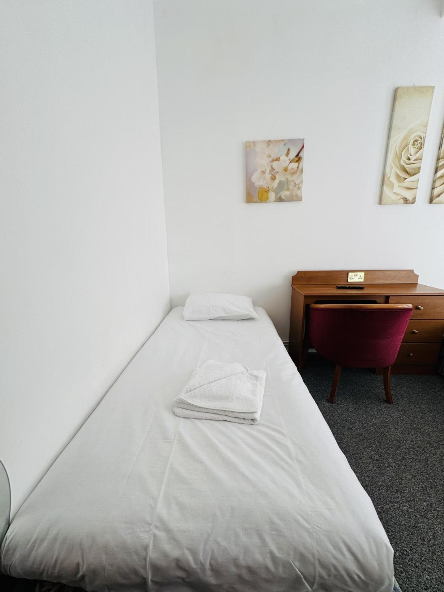 Carlton Court Hotel อีสต์บอร์น ห้อง รูปภาพ