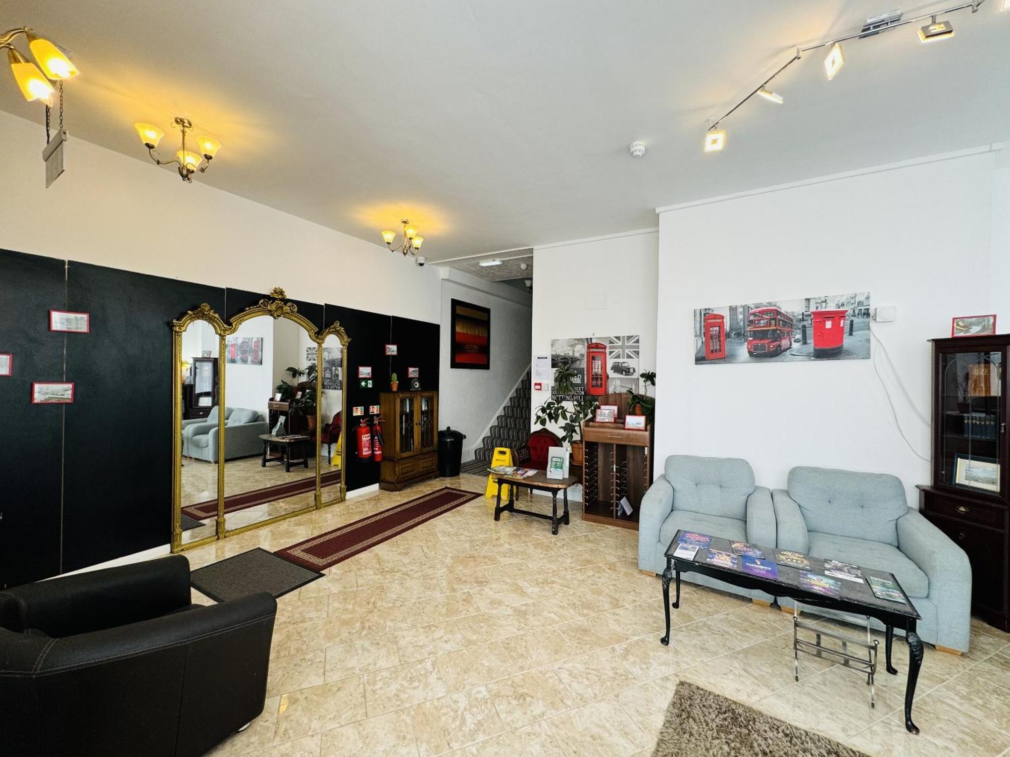 Carlton Court Hotel อีสต์บอร์น ภายนอก รูปภาพ