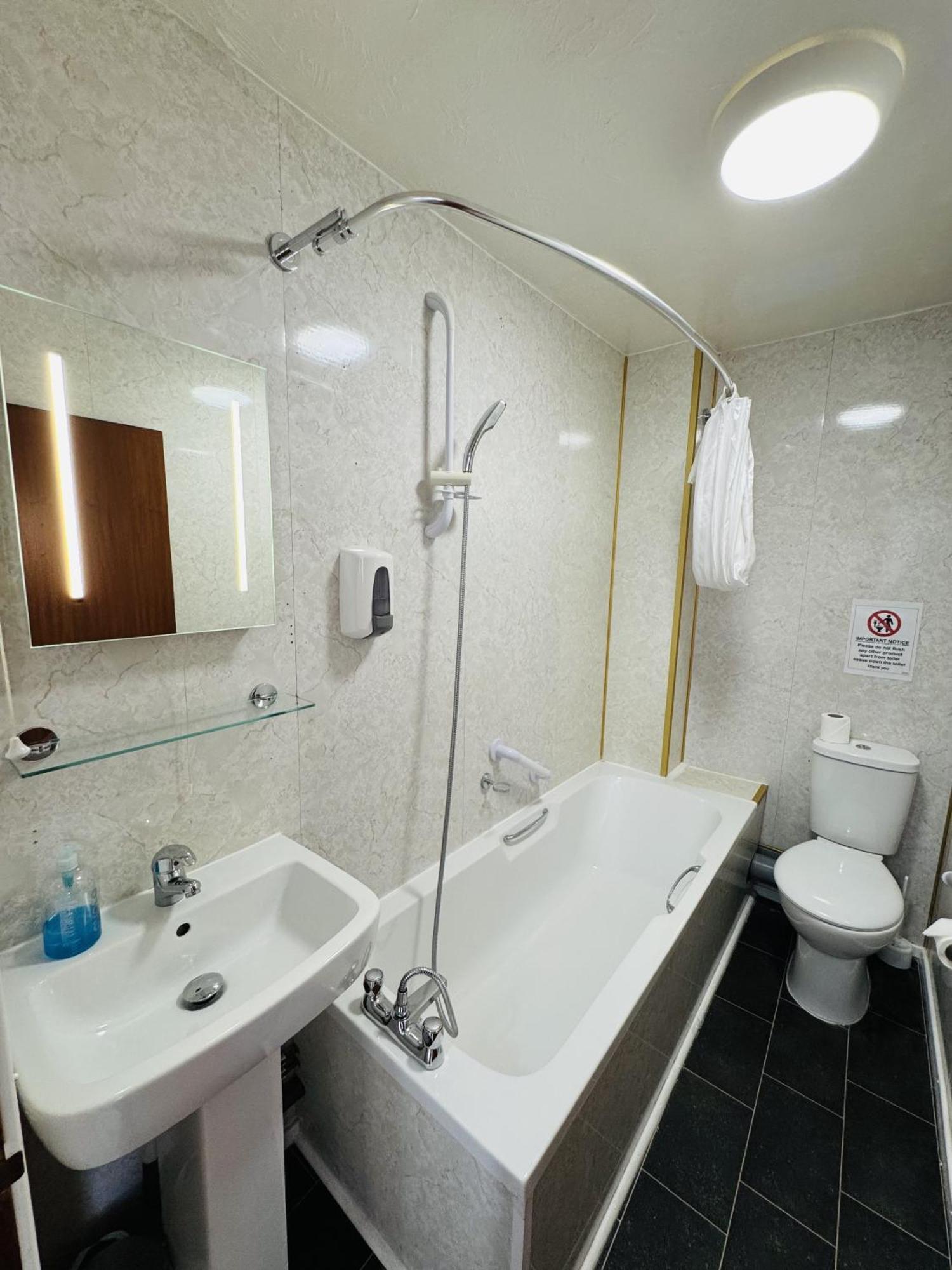 Carlton Court Hotel อีสต์บอร์น ห้อง รูปภาพ