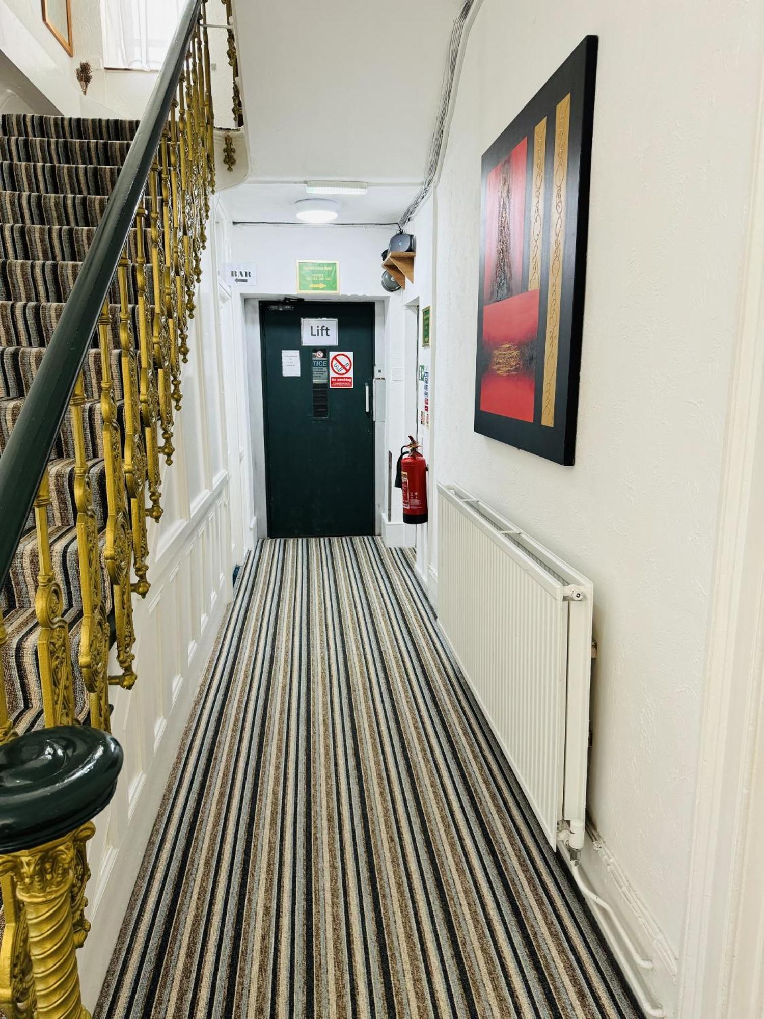 Carlton Court Hotel อีสต์บอร์น ภายนอก รูปภาพ